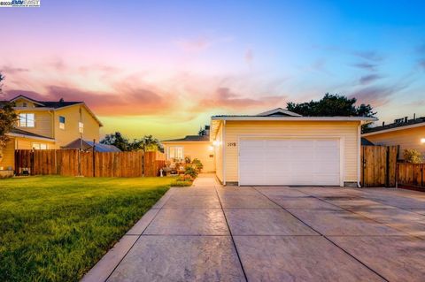 3973 Duke Way Livermore CA 94550