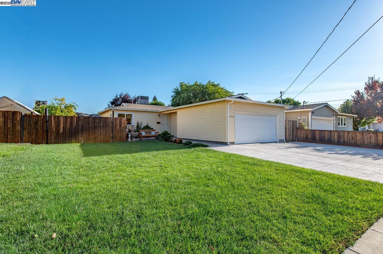 3973 Duke Way