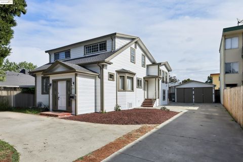 3064 E 15Th St, Oakland, CA 94601 - #: 41095366