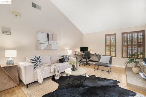 1039 Village Oaks Drive, Martinez, CA 94553 - #: 41116412