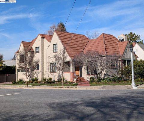 MLS: 41083871
