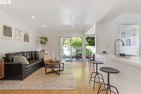5 Villa Dr, San Pablo, CA 94806 - MLS#: 41093039