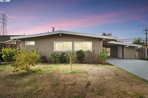 2353 Georgia Ave, Stockton, CA 95206 - #: 41116918