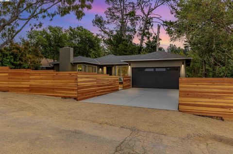 6470 Ascot Dr, Oakland, CA 94611 - #: 41104588