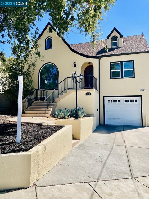 912 Brown St, Martinez, CA 94553 - MLS#: 41073262
