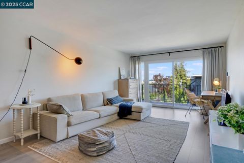 567 Oakland Ave Unit 305, Oakland, CA 94611 - #: 41113026