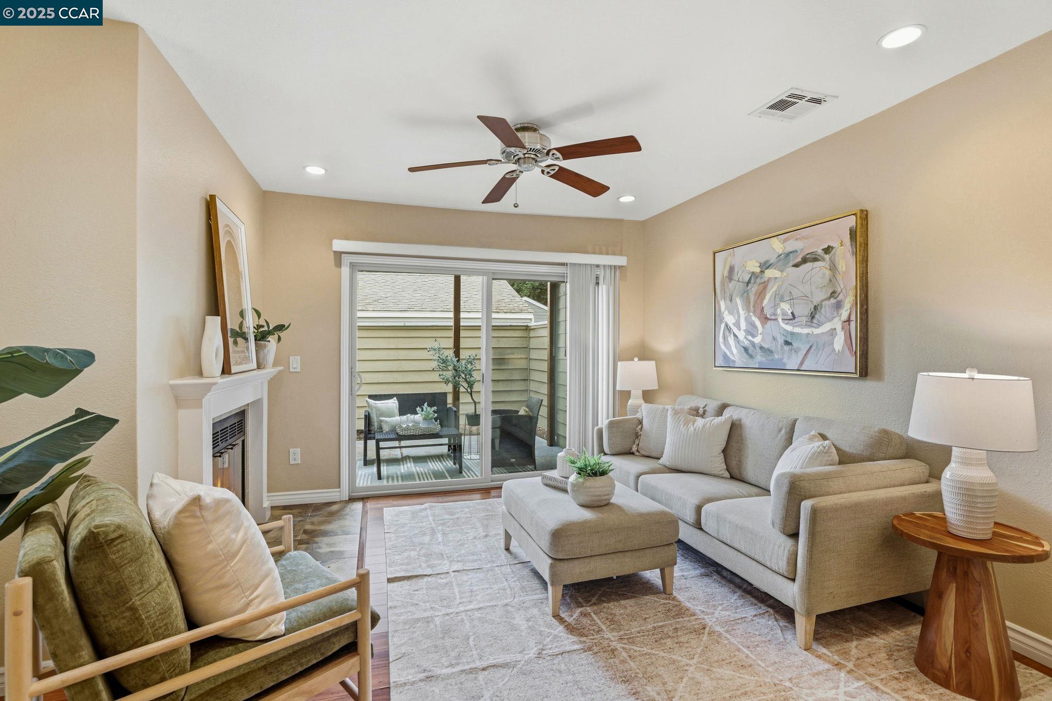 162 Eastridge Dr