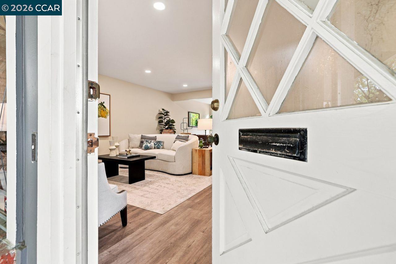 167 Miramonte Dr