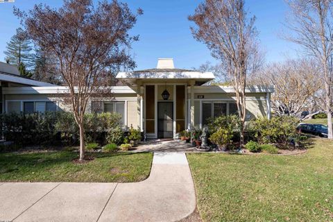 MLS: 41090648