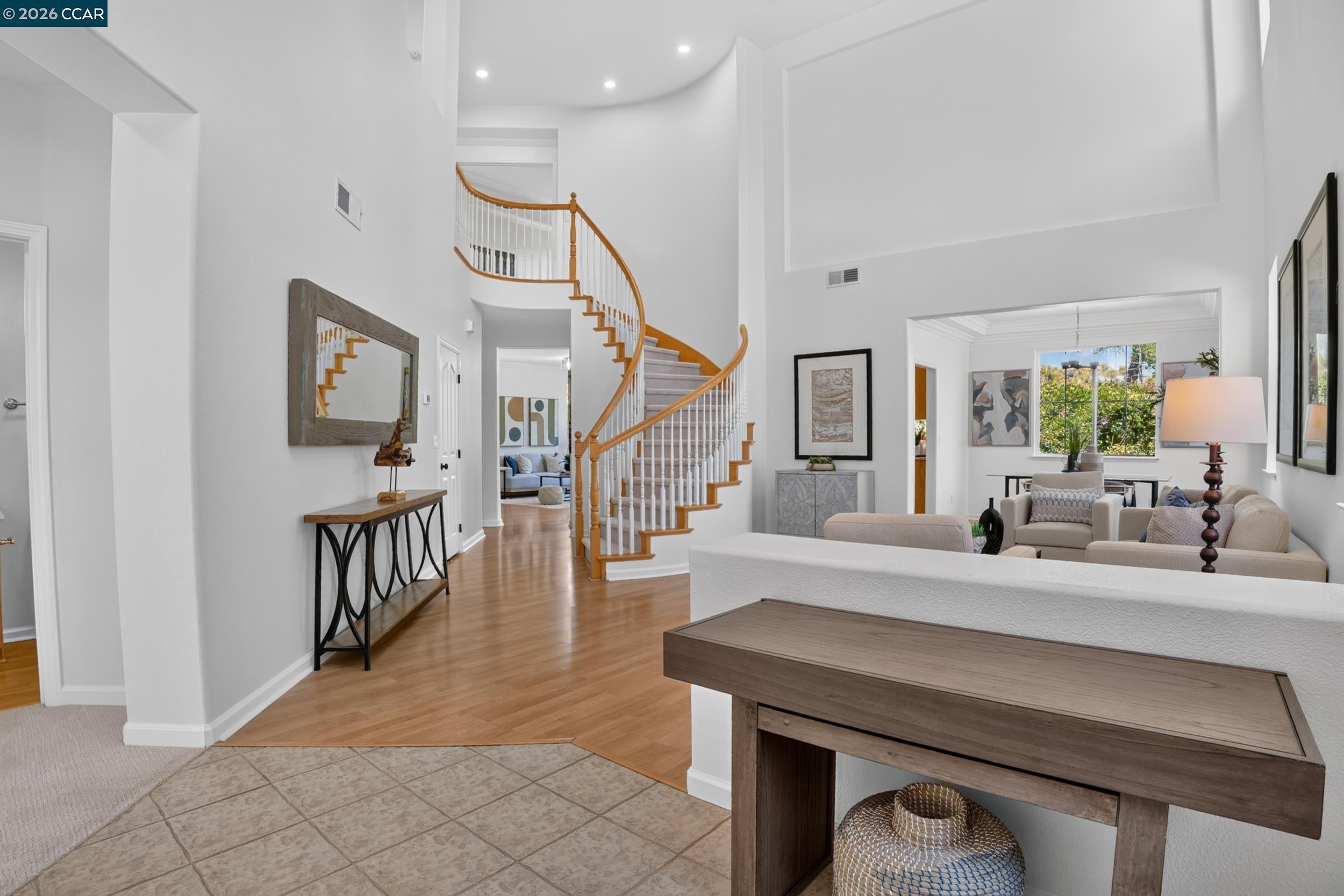 772 Pradera Way