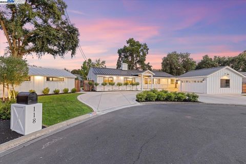 118 Feliz Ct Danville CA 94526