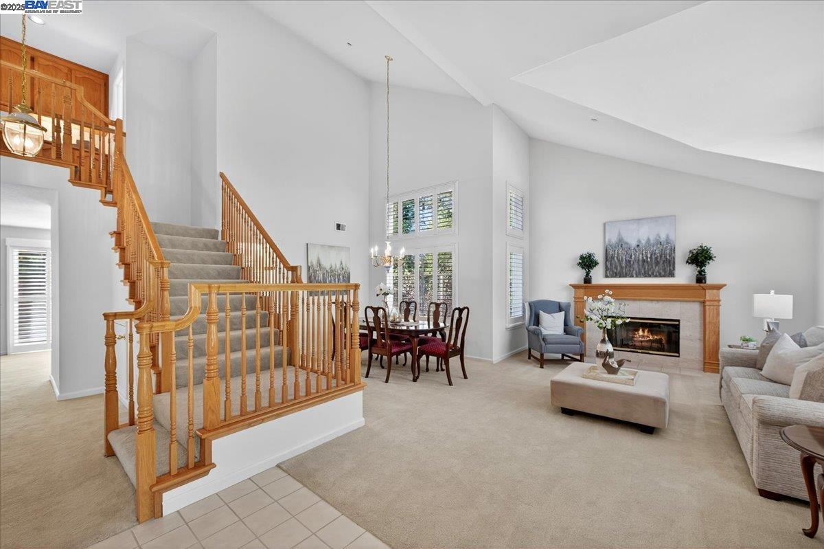 80 Canary Ct