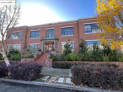 425 E 11Th St Unit 15, Oakland, CA 94606 - #: 41093725