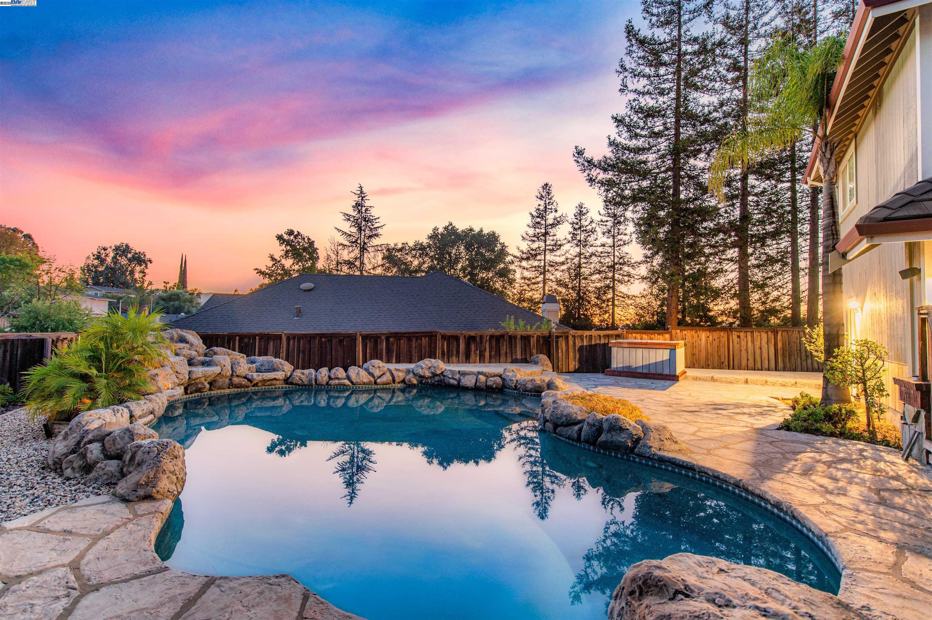 2947 Chardonnay Dr