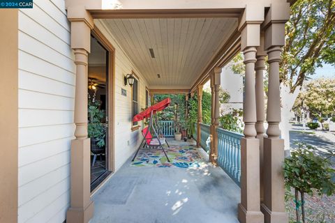 2090 Central St, Hercules, CA 94547 - #: 41075961