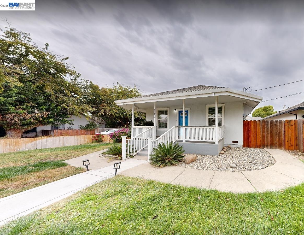 632 N Stockton Ave