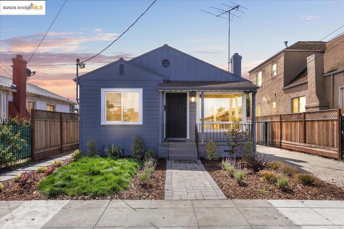 MLS: 41093113