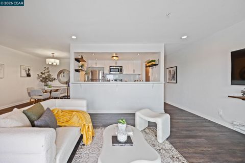 417 Evelyn Avenue Unit 302, Albany, CA 94706 - #: 41131695