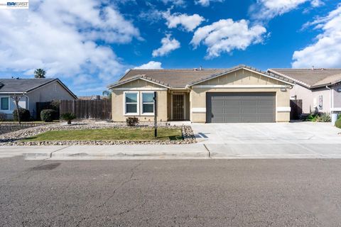336 Solano St, Madera, CA 93638 - #: 41123665