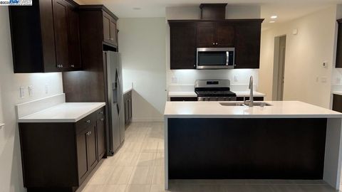 MLS: 41087726