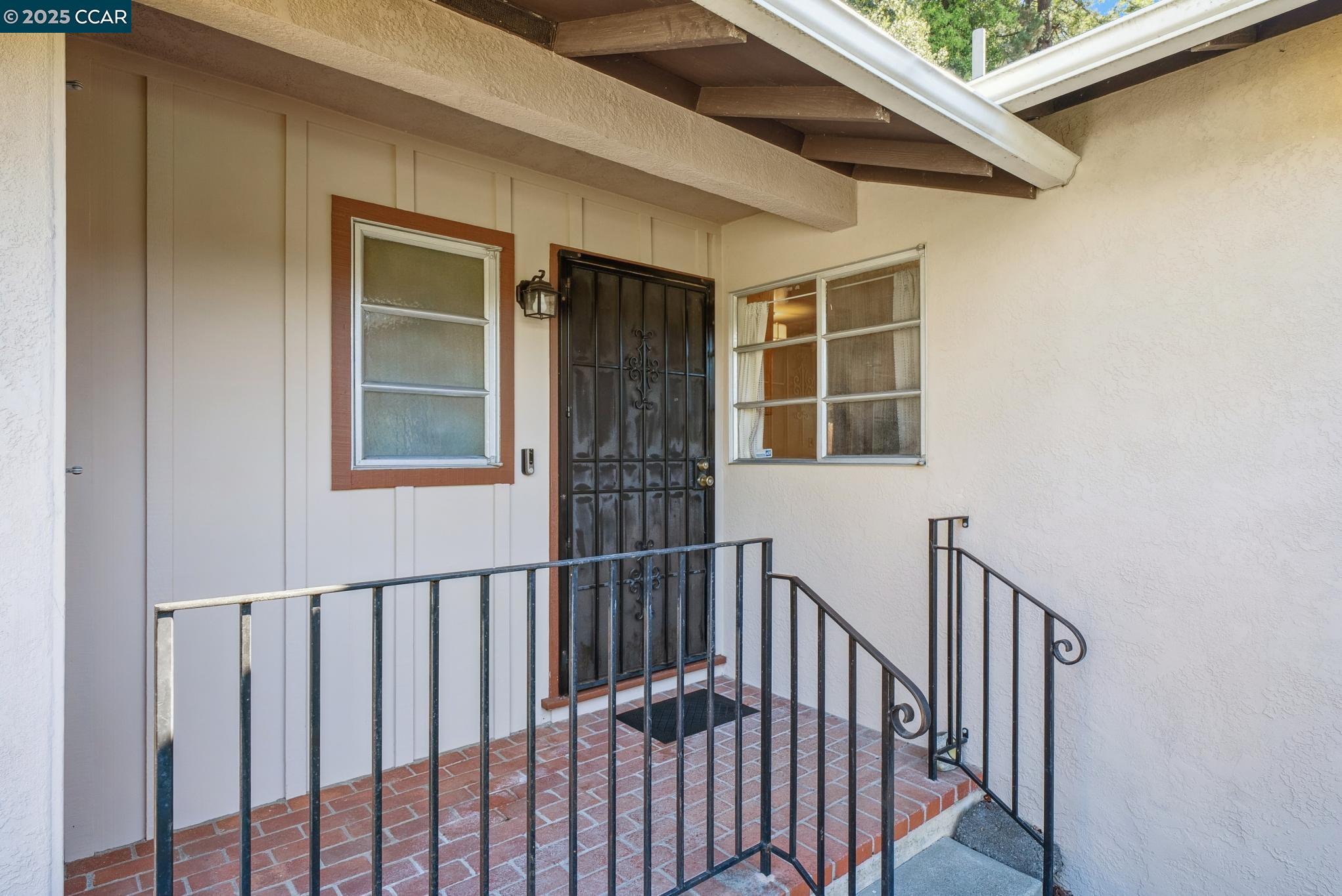 10910 Glen Artney St