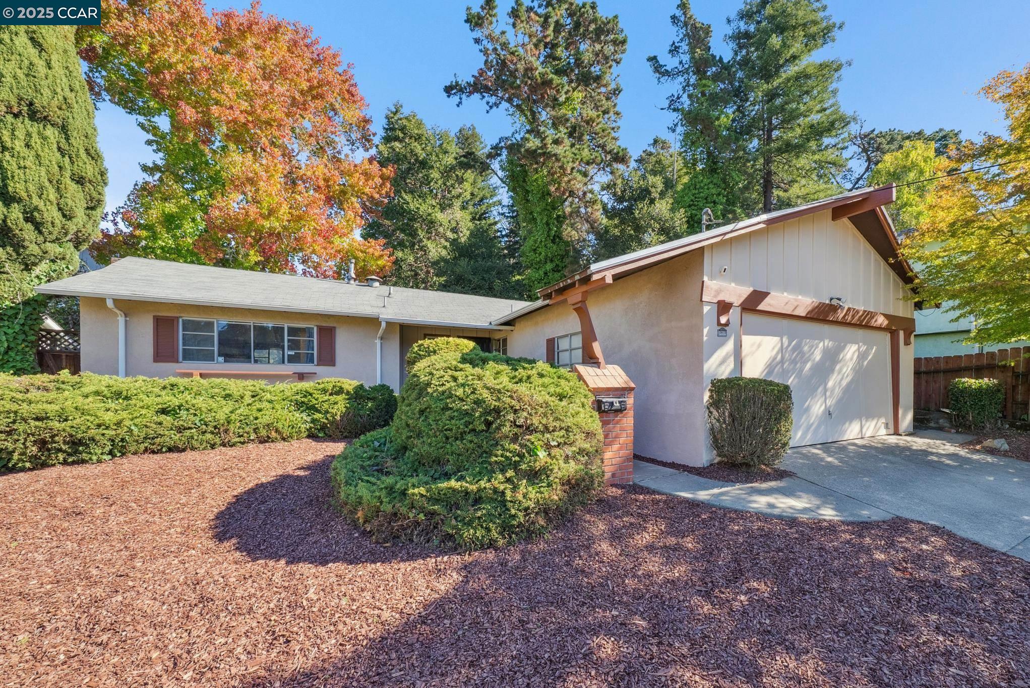 10910 Glen Artney St