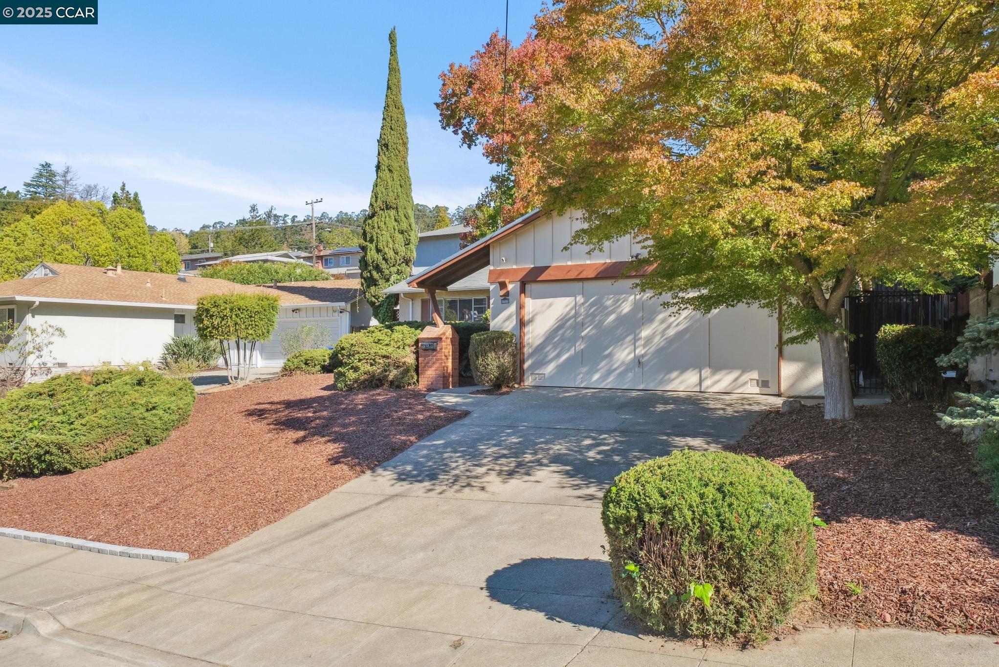 10910 Glen Artney St