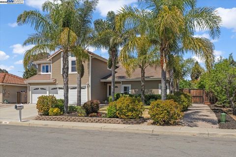MLS: 41095906