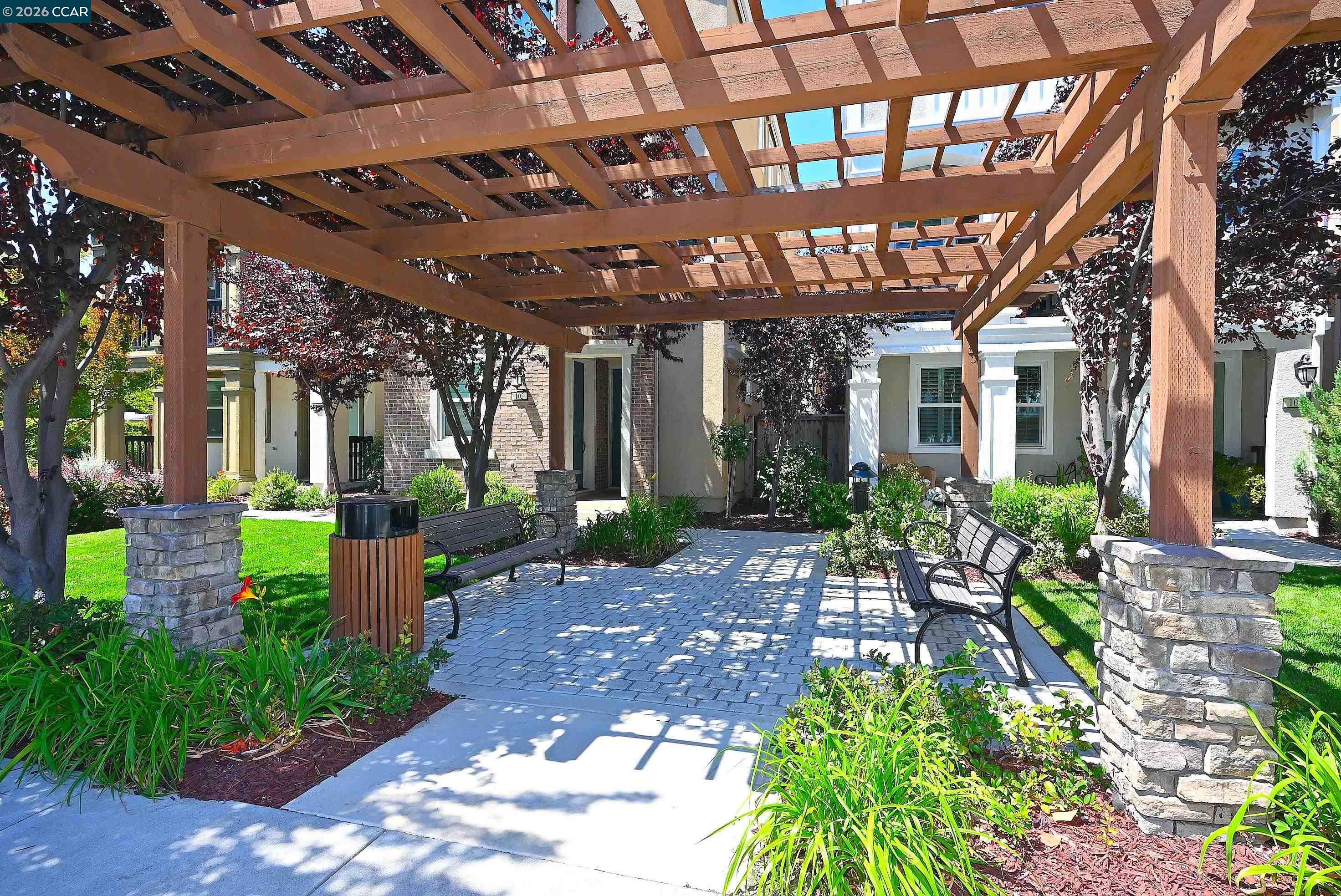 312 Ashton Way