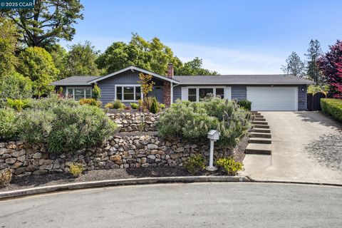 15 Aspinwall Ct, Orinda, CA 94563 - #: 41094433