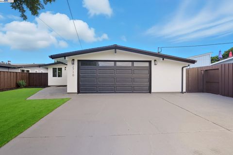 2710 Ocala St, Hayward, CA 94545 - #: 41114908