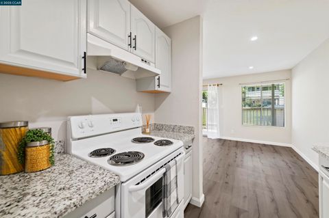 2712 Oak Rd Unit 60, Walnut Creek, CA 94597 - MLS#: 41098862