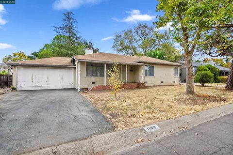 1007 Pleasant Valley Dr Pleasant Hill CA 94523