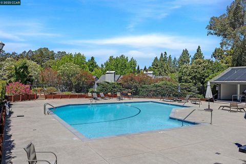 1496 Ashwood Dr, Martinez, CA 94553 - #: 41102579