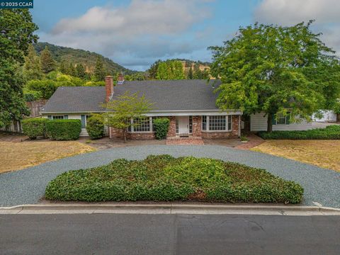 1570 LAS TRAMPAS Alamo CA 94507