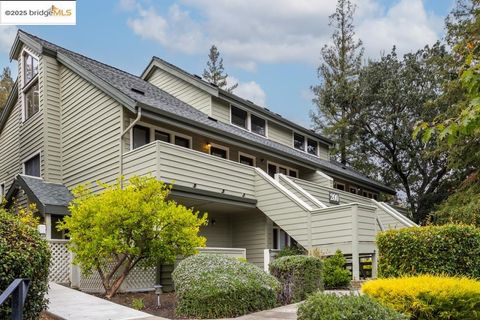 200 Suntree Ln Pleasant Hill CA 94523