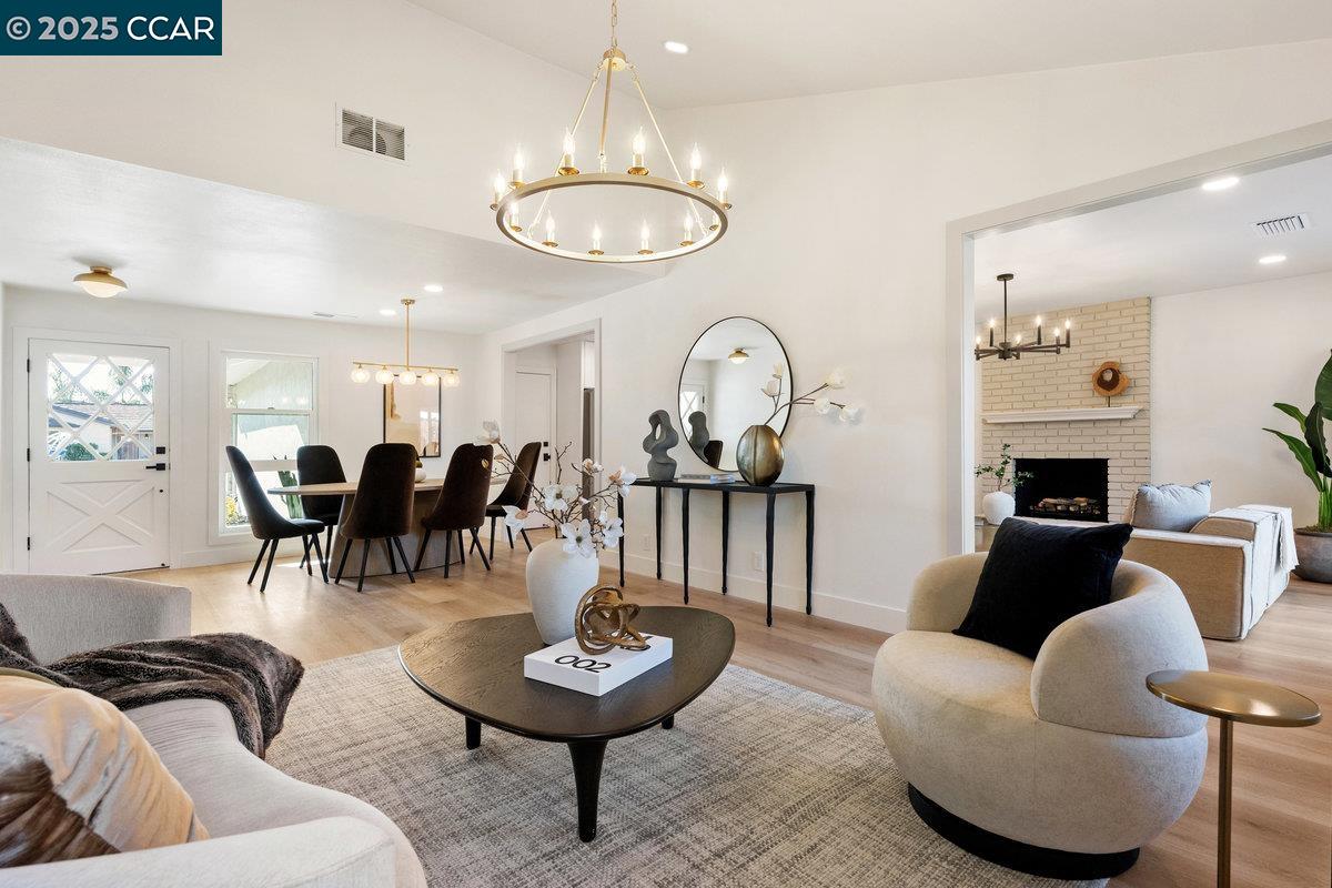 3163 Christopher Way