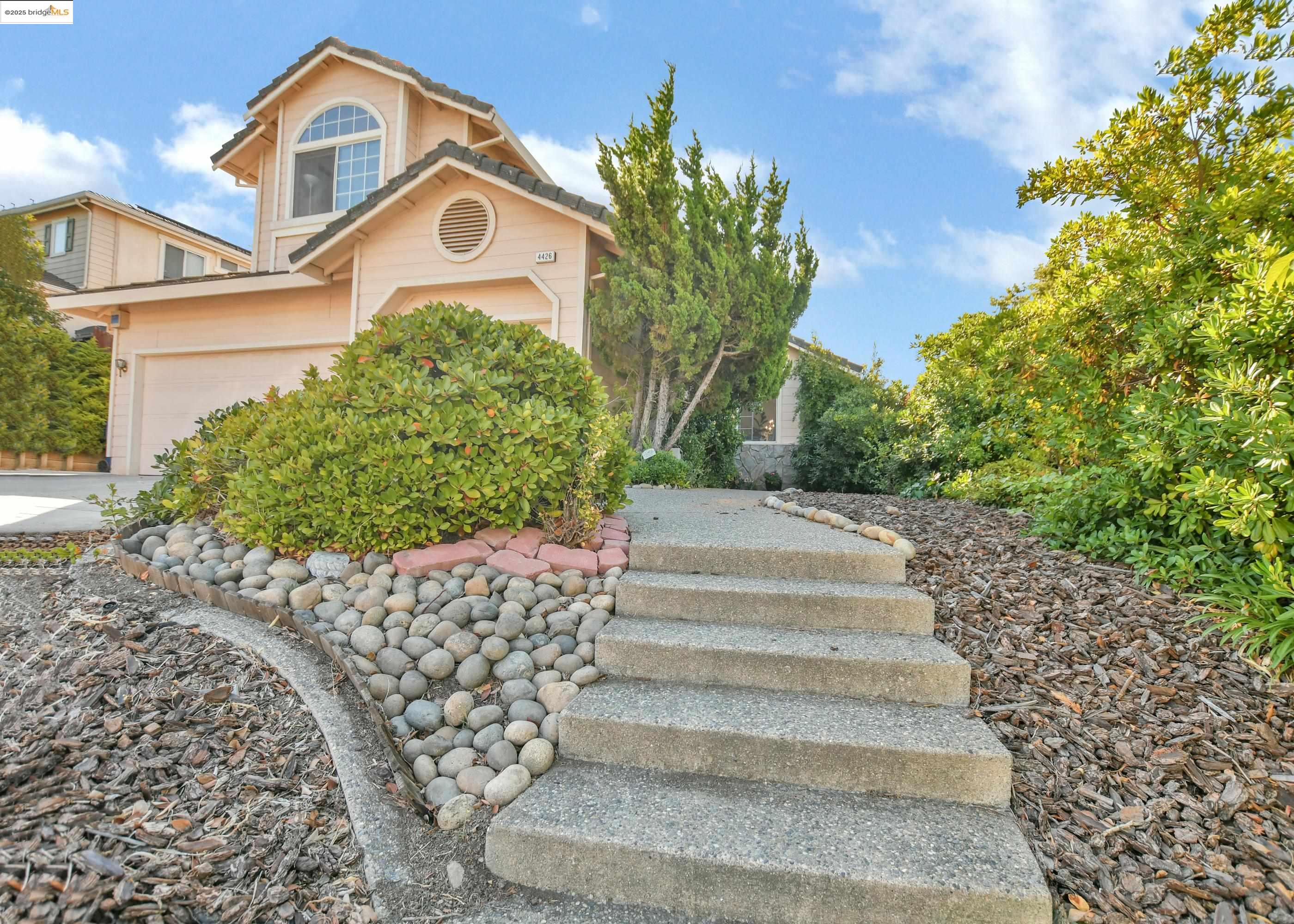 4426 Palisades Way