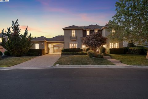 2307 Vineyard Heights Ln Pleasanton CA 94566