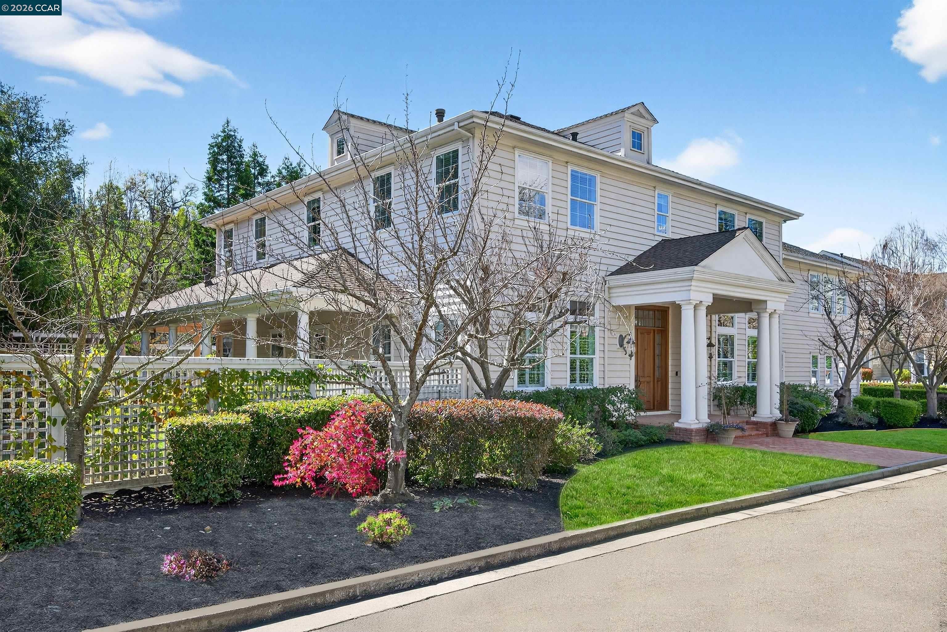3 Brooktree Dr