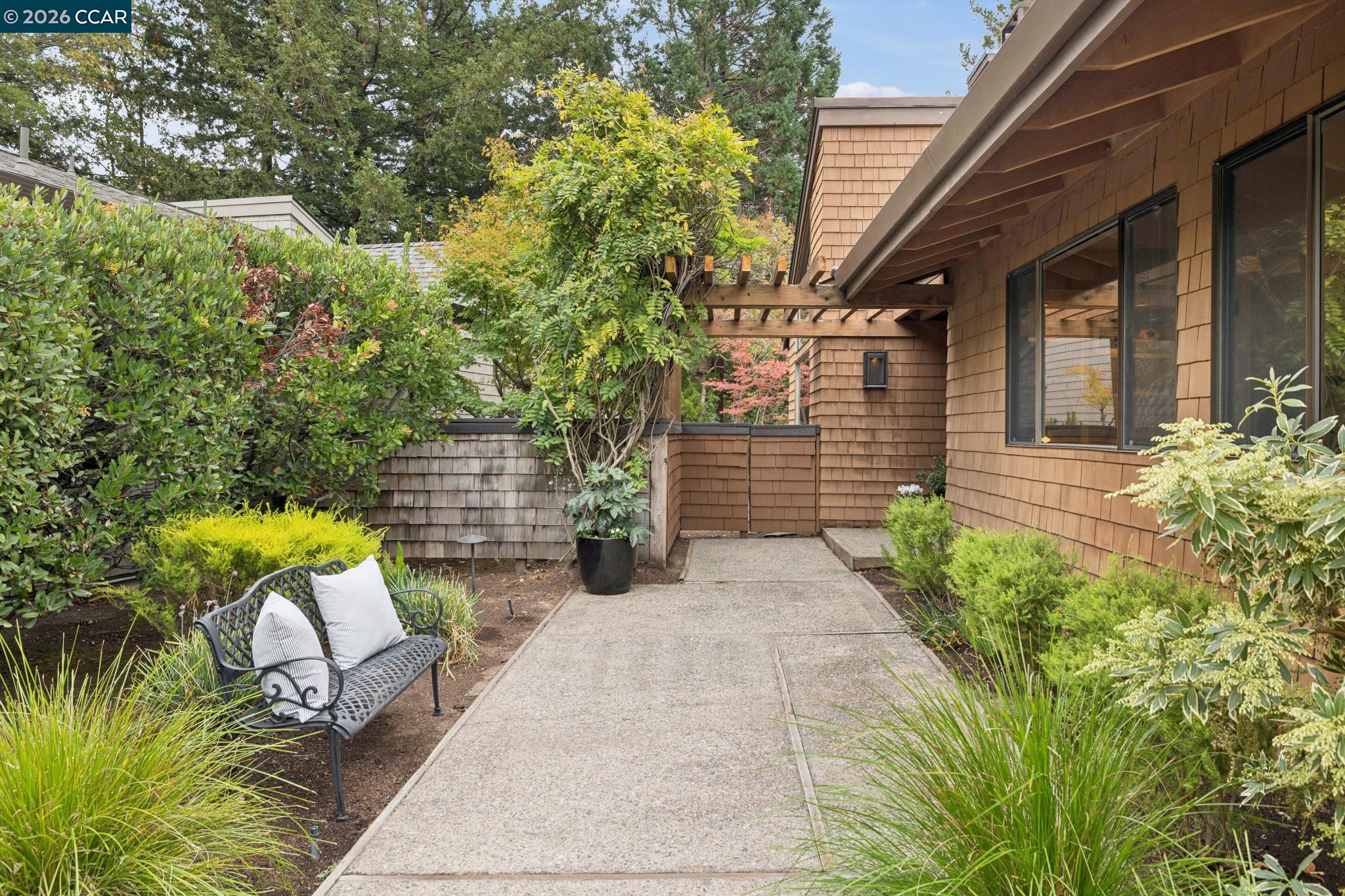 407 Ridge Gate Rd