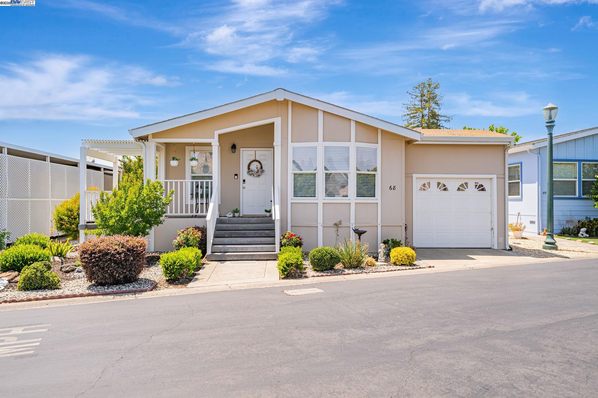 3263 Vineyard 68