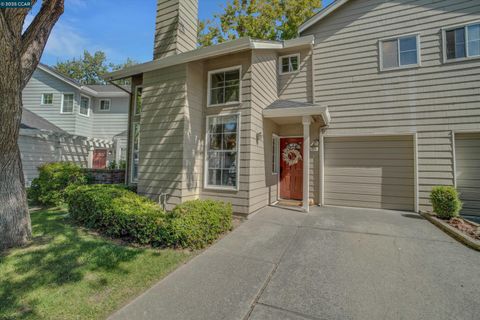 235 Pebblecreek Ct, Martinez, CA 94553 - #: 41111767