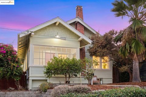 4207 Aqua Vista St, Oakland, CA 94601 - #: 41107729