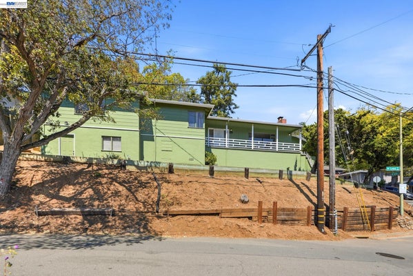 5760 LEONA ST, OAKLAND, CA 94605 - Image 66b35f878c23b7110f4e00ae4f514b36/2619535582