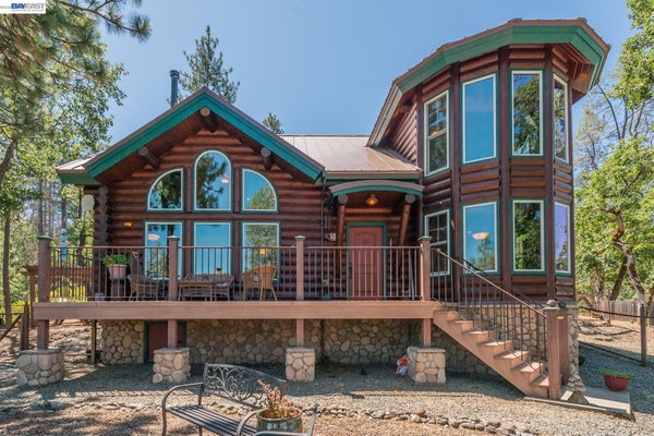 600 TOP OF THE GRADE, DOUGLAS CITY, CA 96024 - Image 6897c3d4bd45d1577ccf05860e207c7f/3769250508