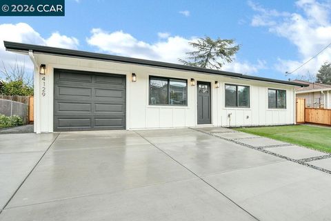 4129 Cabrilho Dr, Martinez, CA 94555 - #: 41121472