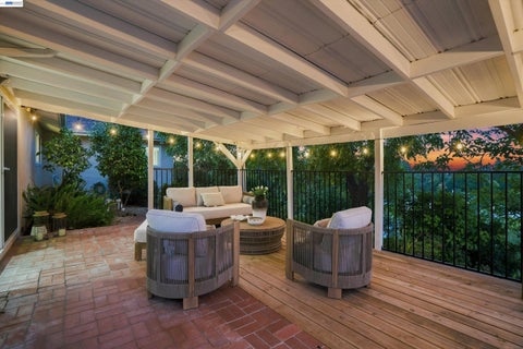 327 Kingston Ave, Martinez, CA 94553 - #: 41145708