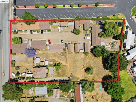 585 OLD CANYON RD, FREMONT, CA 94536 - Image 6f07aae0a4a9b4c40bfc565864d3a96d/2740584061