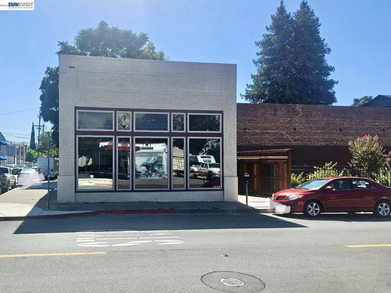908 Ferry Street